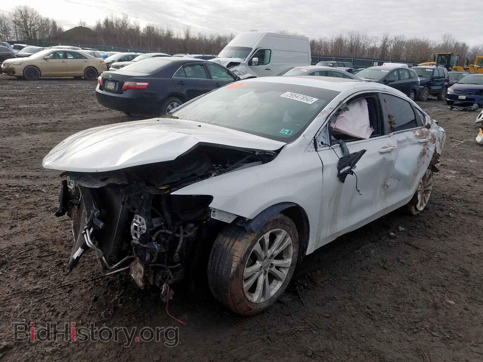 2015 CHRYSLER 200 - VIN: 1C3CCCAB6FN707559 - Фото 2
