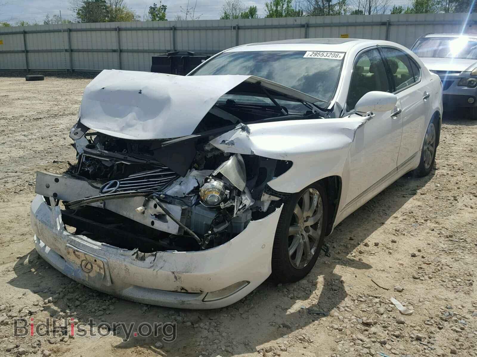 2007 LEXUS LS460 - VIN: JTHBL46F175015167 - Photo 2