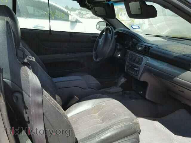 2004 CHRYSLER SEBRING - VIN: 1C3EL55RX4N299527 - Фото 5