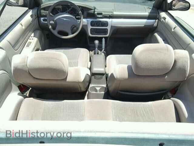 2005 CHRYSLER SEBRING - VIN: 1C3EL55R35N602746 - Фото 9