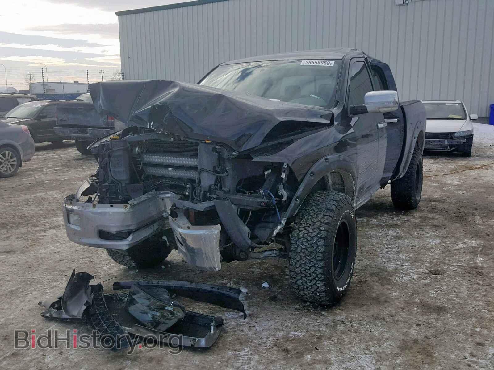 2010 DODGE RAM 1500 - VIN: 1D7RV1CT2AS168738 - Фото 2