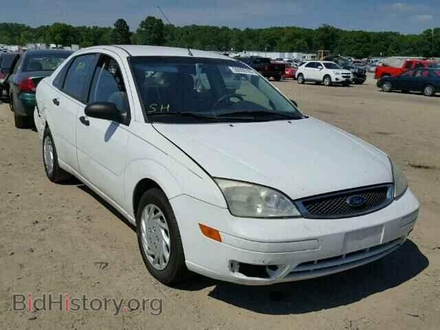 Photo 1FAFP34N06W109132 - FORD FOCUS 2006