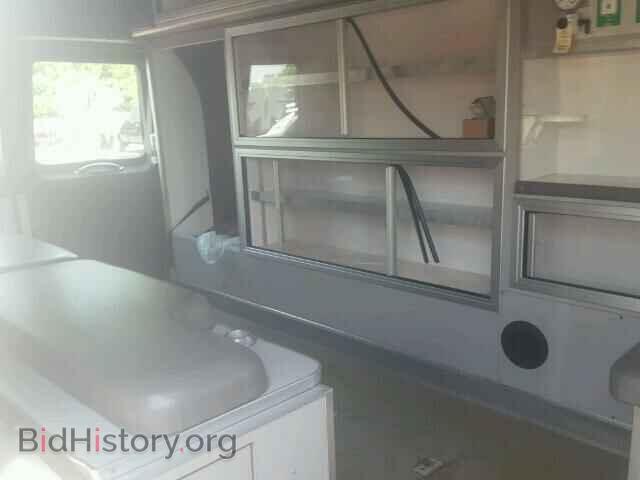 2009 FORD ECONOLINE - VIN: 1FDSS34P89DA80368 - Фото 6