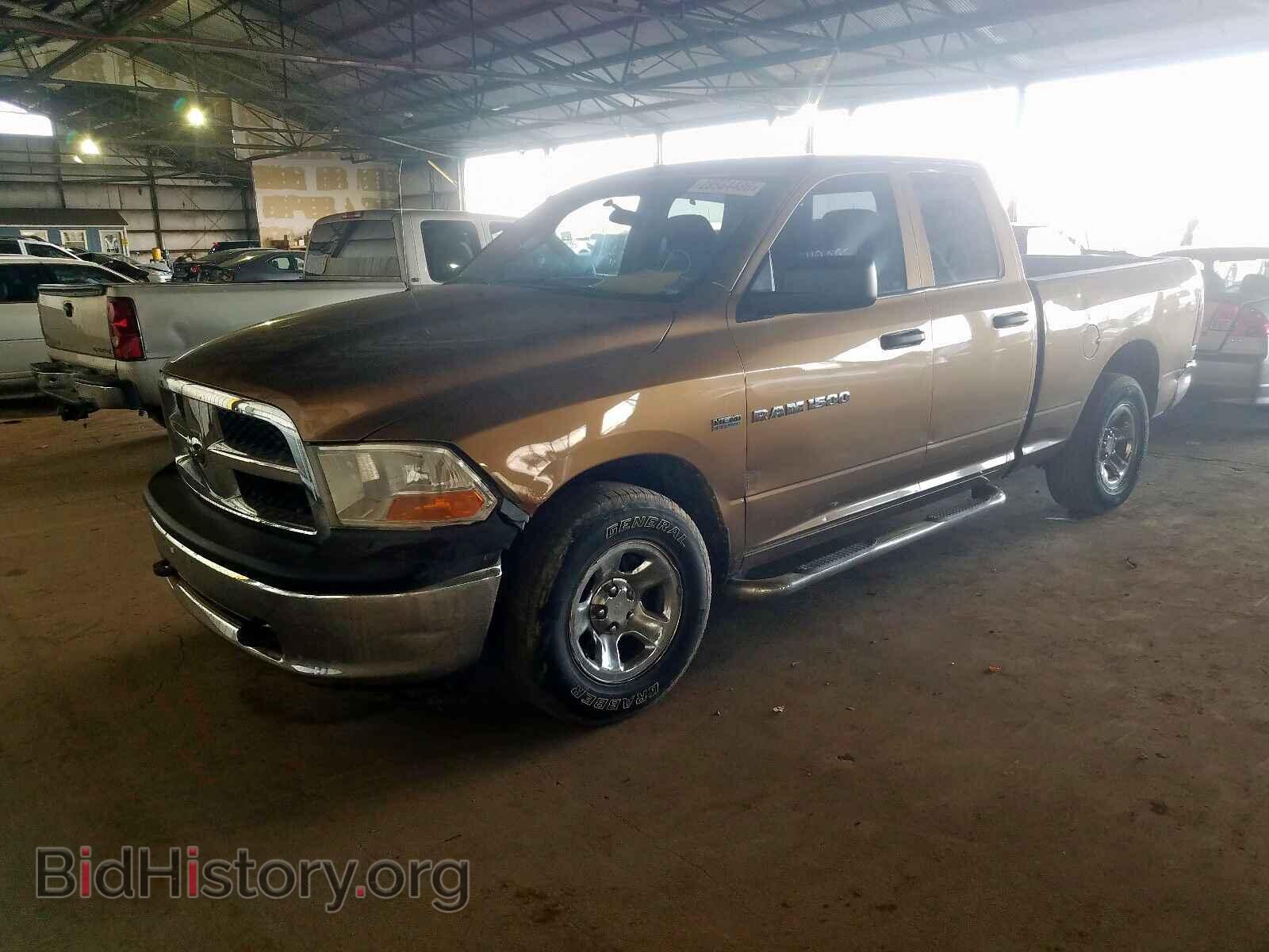 2011 DODGE RAM 1500 - VIN: 1D7RV1GT9BS595698 - Фото 2