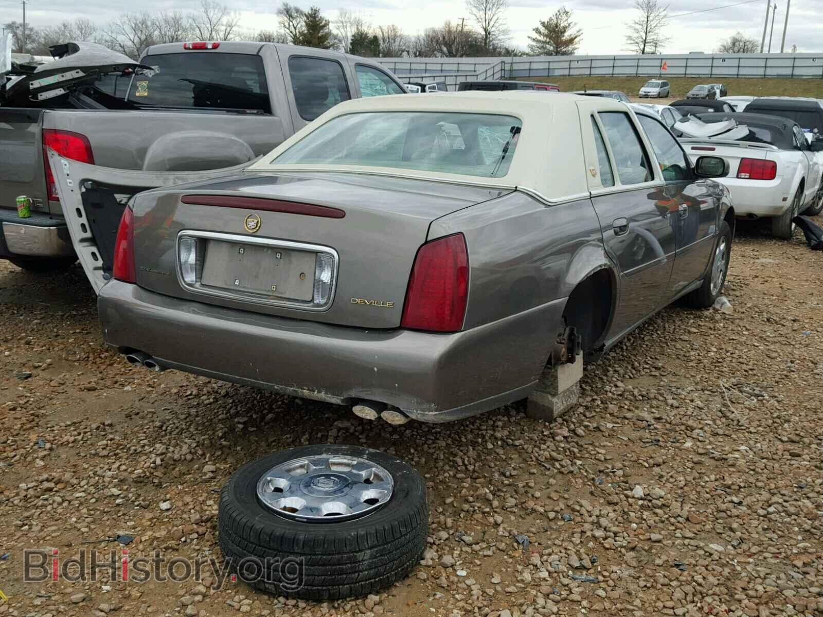 2002 CADILLAC DEVILLE - VIN: 1G6KD54Y02U210820 - Фото 4