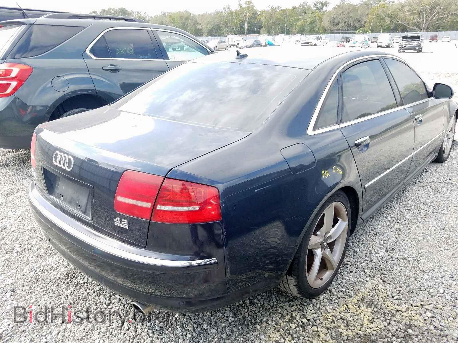 2010 AUDI A8 - VIN: WAURVAFA9AN005861 - Фото 4