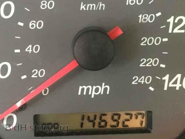 2000 MAZDA 626 - VIN: 1YVGF22C8Y5147403 - Фото 8
