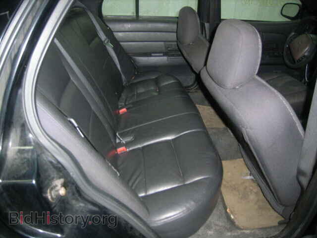 2003 FORD CROWN VIC - VIN: 2FAFP71W03X192548 - Фото 6