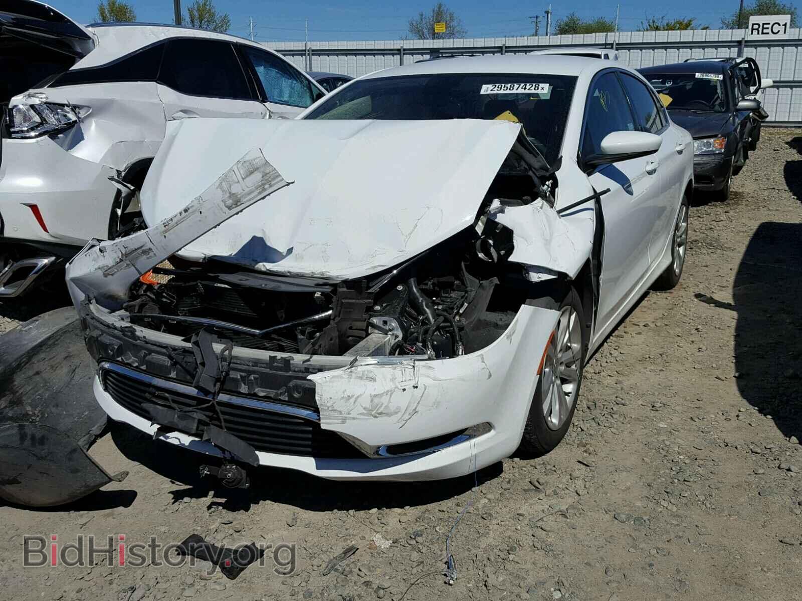 2015 CHRYSLER 200 - VIN: 1C3CCCAB1FN720719 - Photo 2