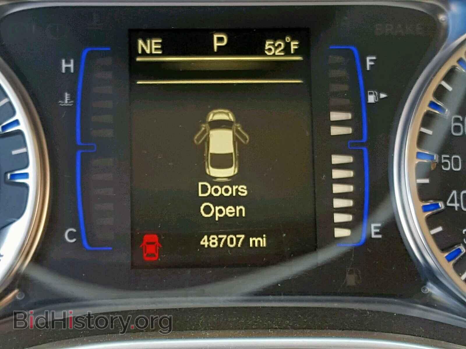 2016 CHRYSLER 200 - VIN: 1C3CCCAB5GN120951 - Photo 8