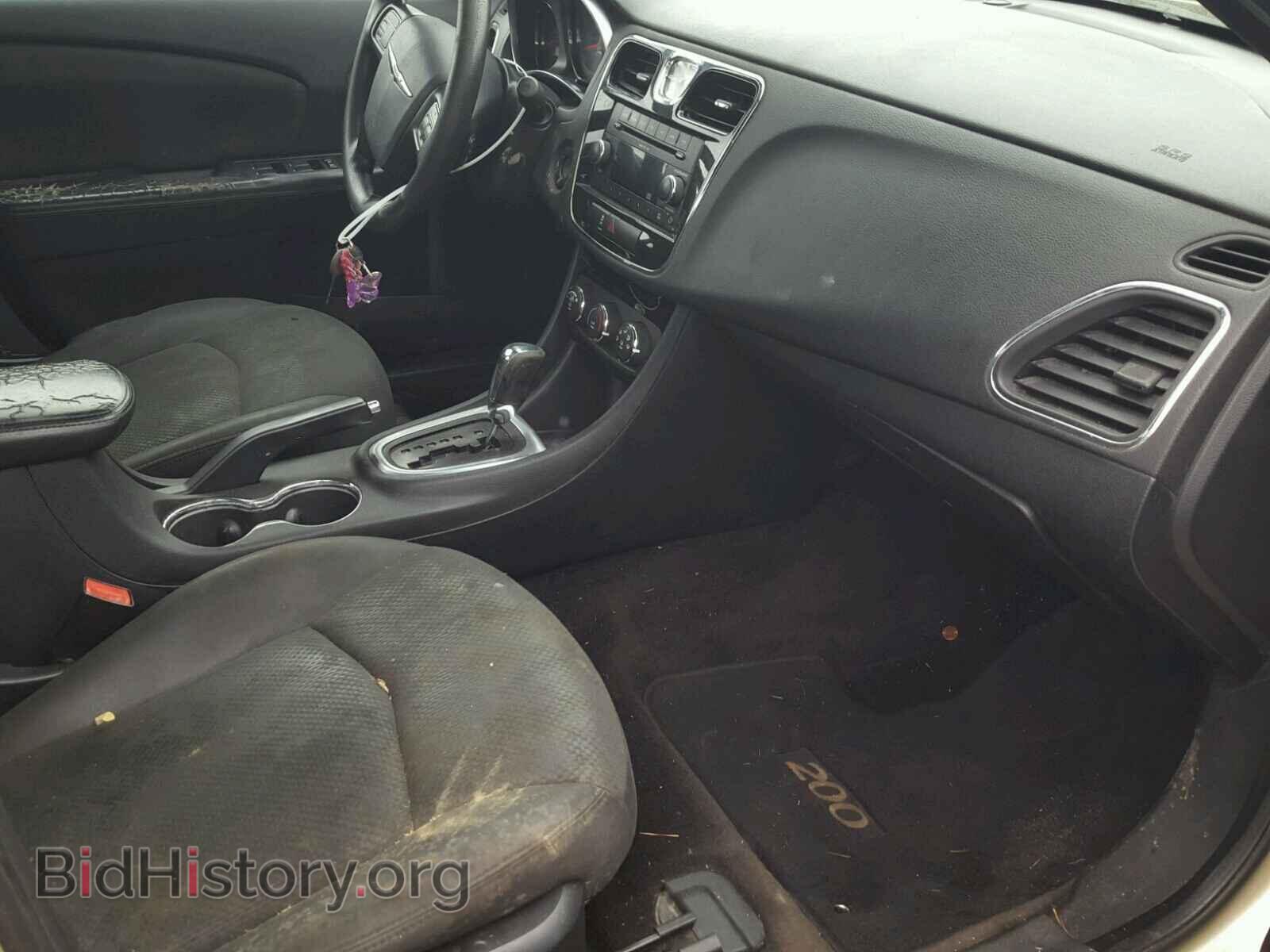 2011 CHRYSLER 200 - VIN: 1C3BC4FB3BN519358 - Фото 5