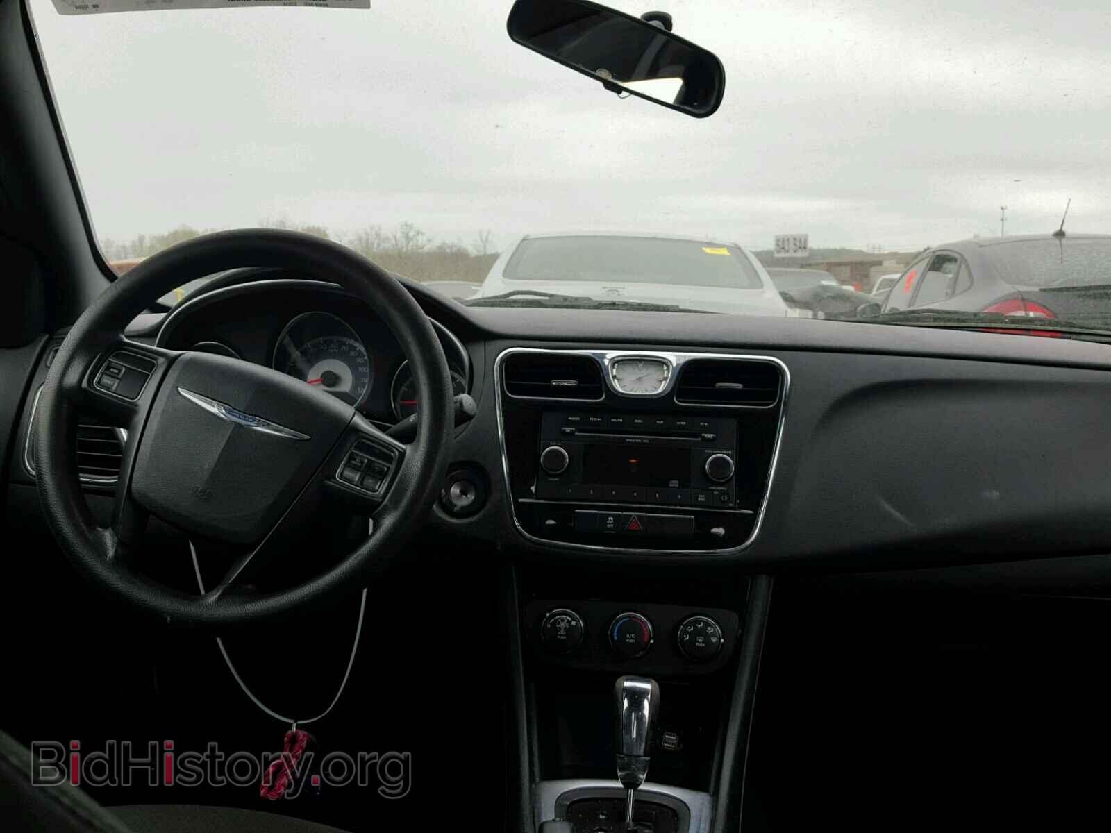 2011 CHRYSLER 200 - VIN: 1C3BC4FB3BN519358 - Фото 9