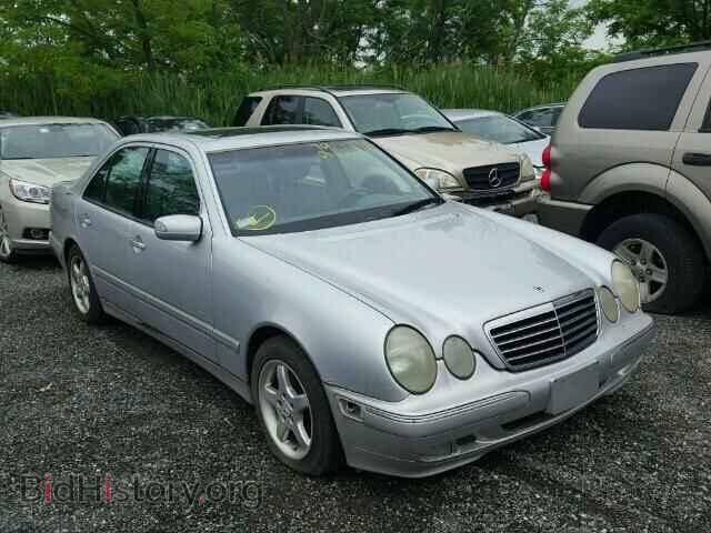 Photo WDBJF70J7YB167927 - MERCEDES-BENZ E 2000