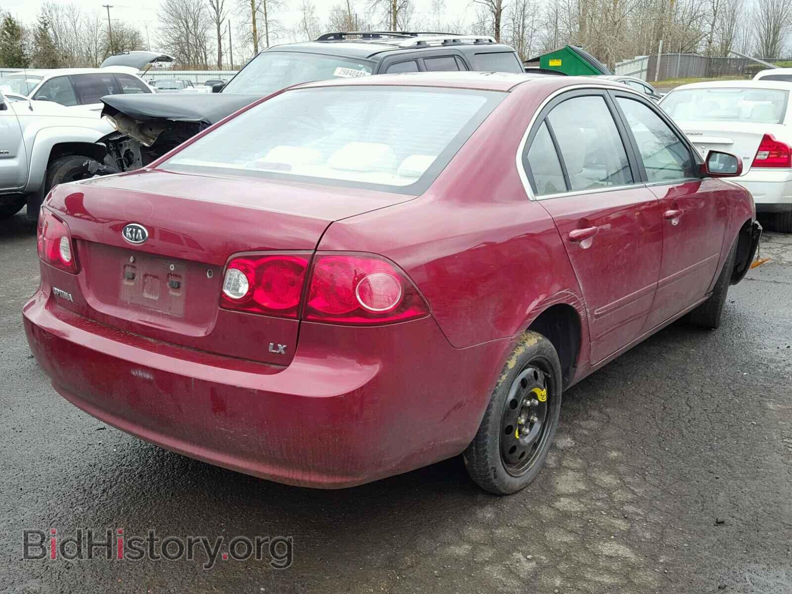 2007 KIA OPTIMA - VIN: KNAGE123275103346 - Фото 4