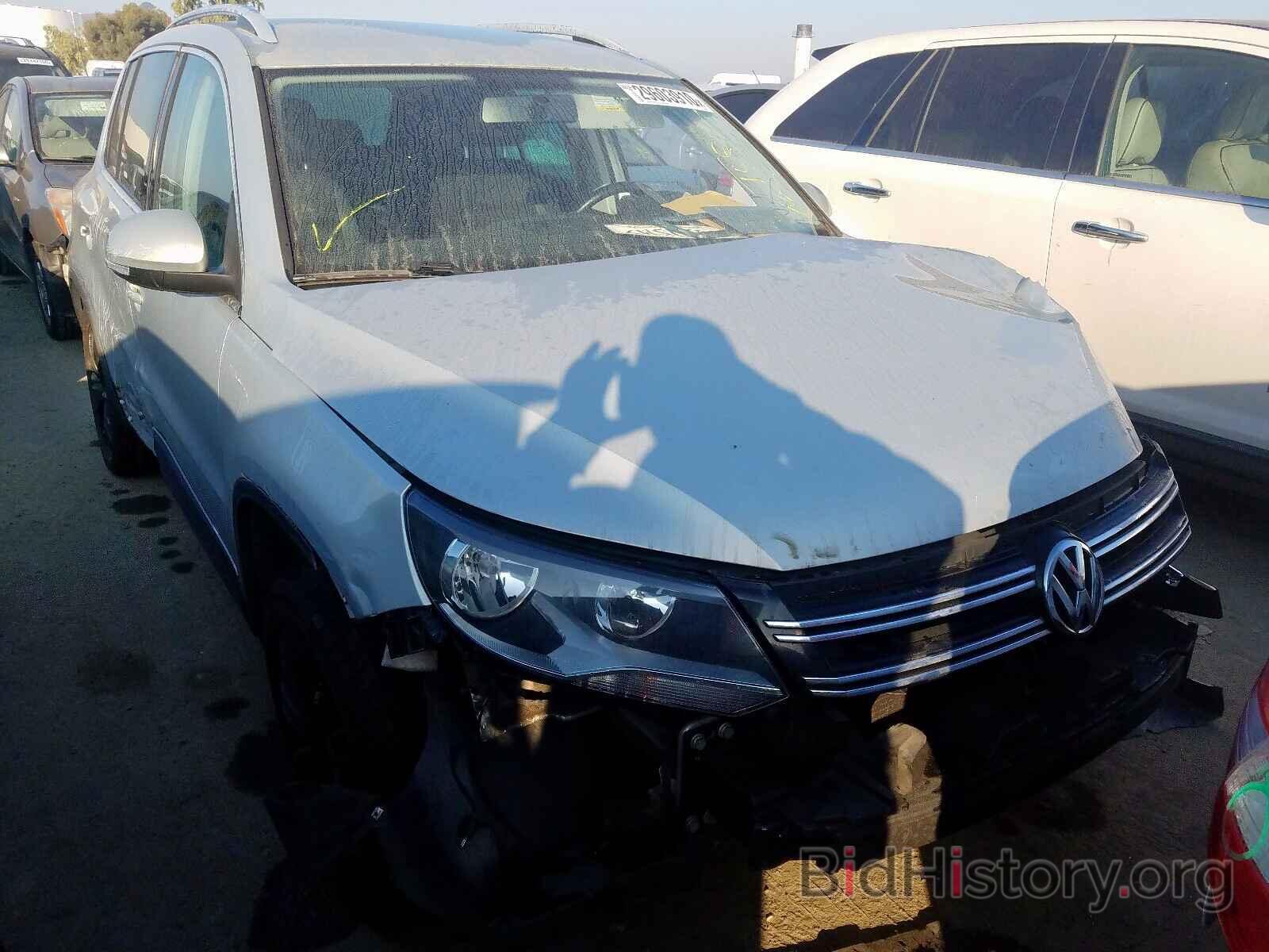 Photo WVGAV7AX4CW606196 - VOLKSWAGEN TIGUAN 2012