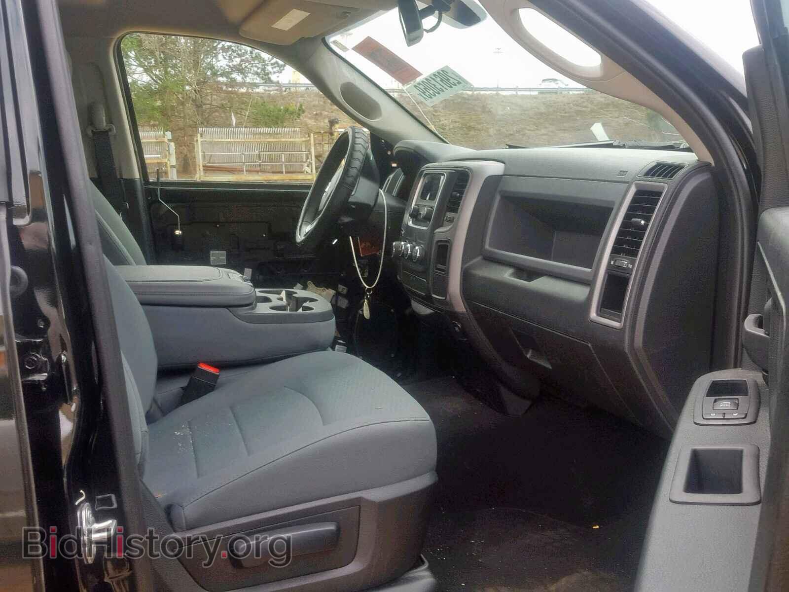 2017 RAM 1500 ST - VIN: 1C6RR6FG6HS860741 - Фото 5