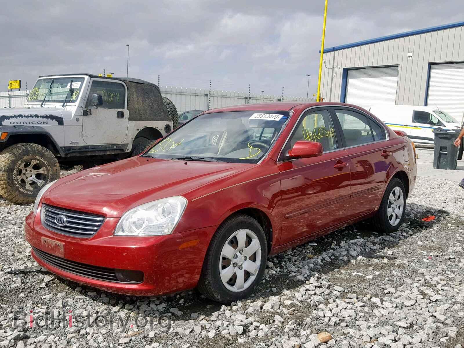 2008 KIA OPTIMA - VIN: KNAGE123585228150 - Фото 2