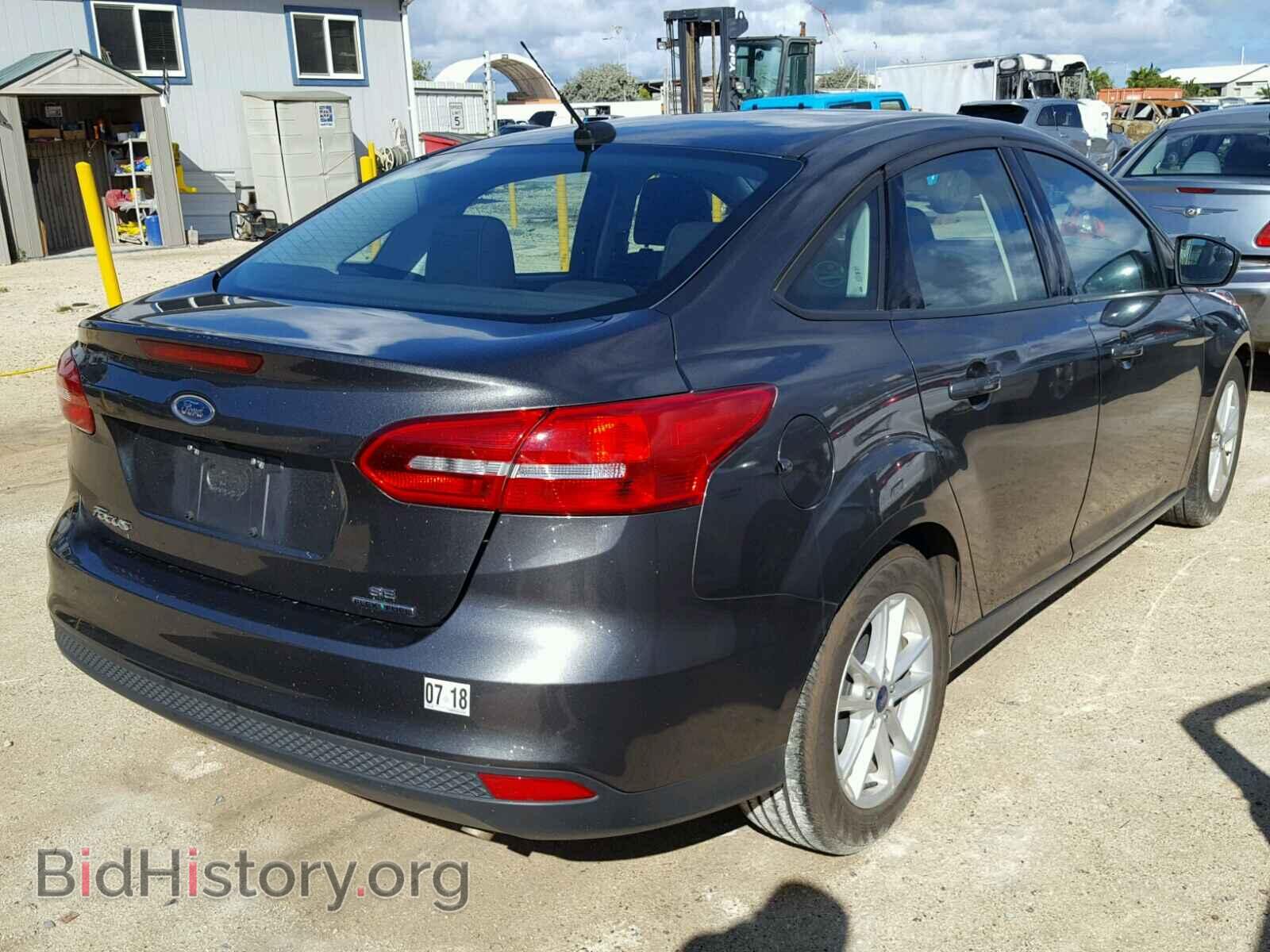 2016 FORD FOCUS - VIN: 1FADP3F22GL337601 - Photo 4