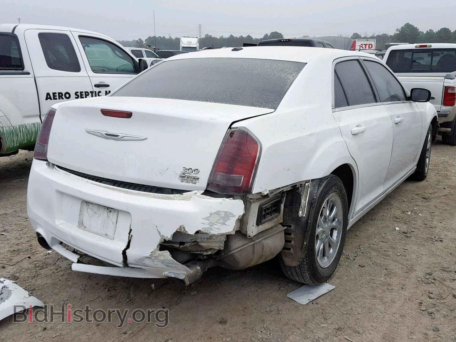 2012 CHRYSLER 300 - VIN: 2C3CCAAG8CH173128 - Photo 4
