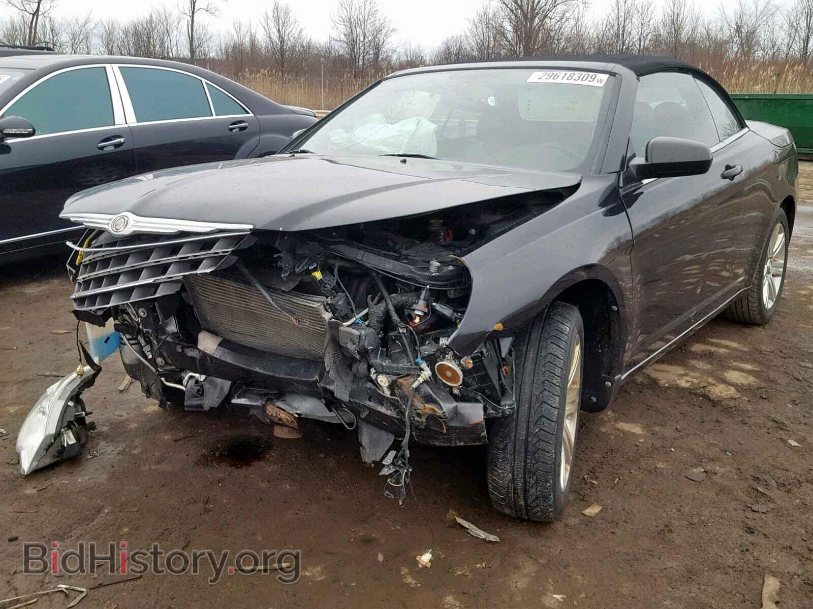2010 CHRYSLER SEBRING - VIN: 1C3BC5ED1AN105079 - Фото 2