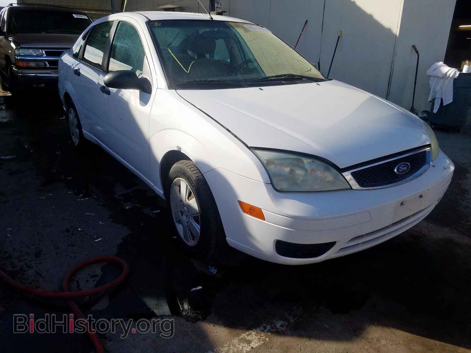 Photo 1FAHP34N07W331034 - FORD FOCUS 2007