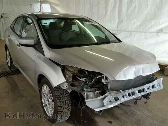 Photo 1FAHP3F24CL179323 - FORD FOCUS 2012