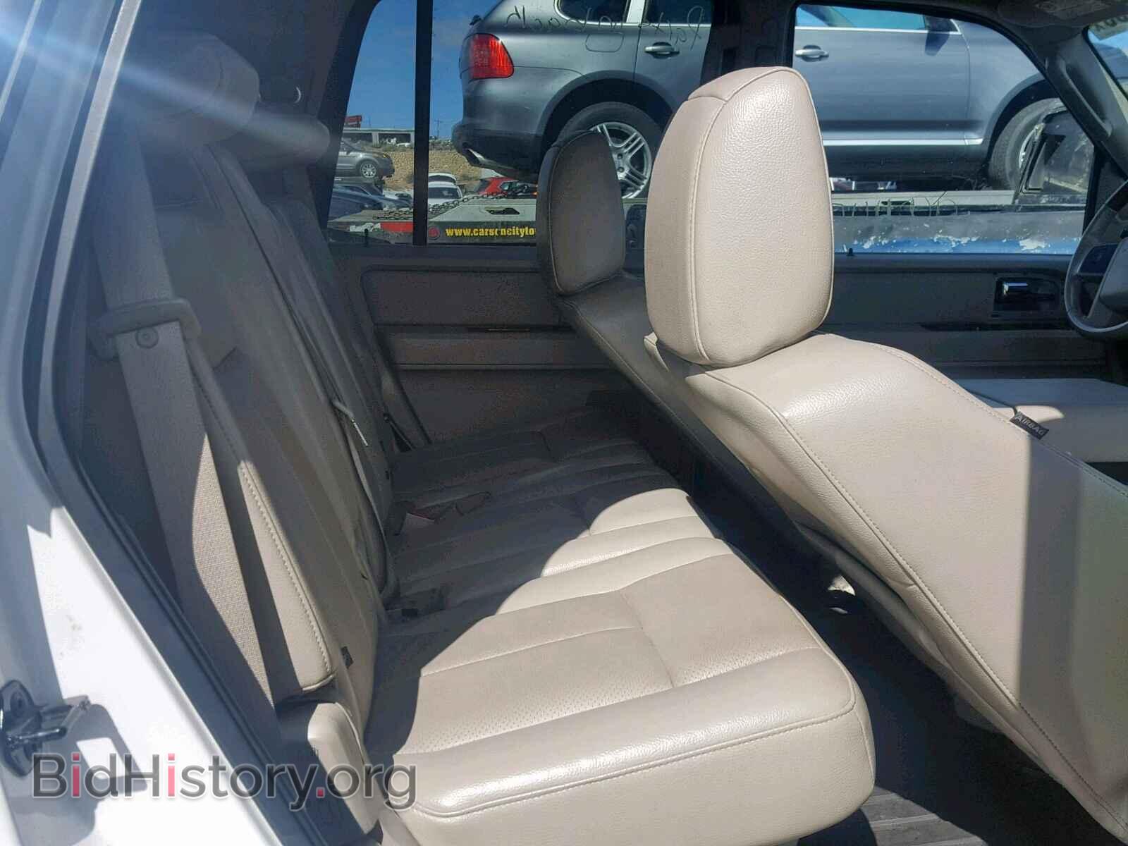 2010 FORD EXPEDITION - VIN: 1FMJU2A52AEA29417 - Фото 6