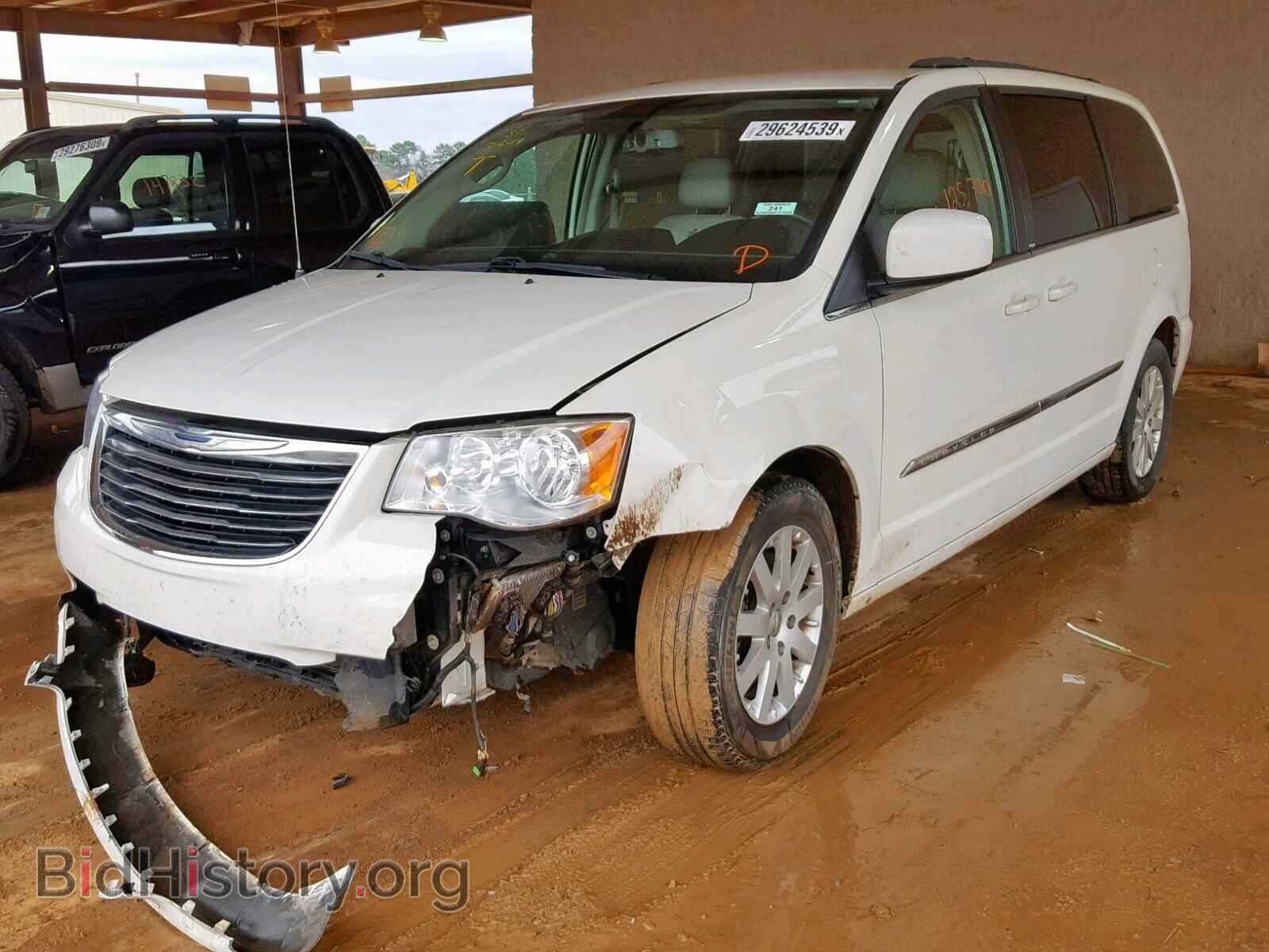 2013 CHRYSLER TOWN & COU - VIN: 2C4RC1BG4DR645423 - Фото 2