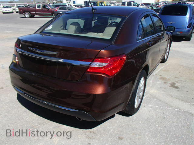 2012 CHRYSLER 200 - VIN: 1C3CCBBG6CN304780 - Фото 4