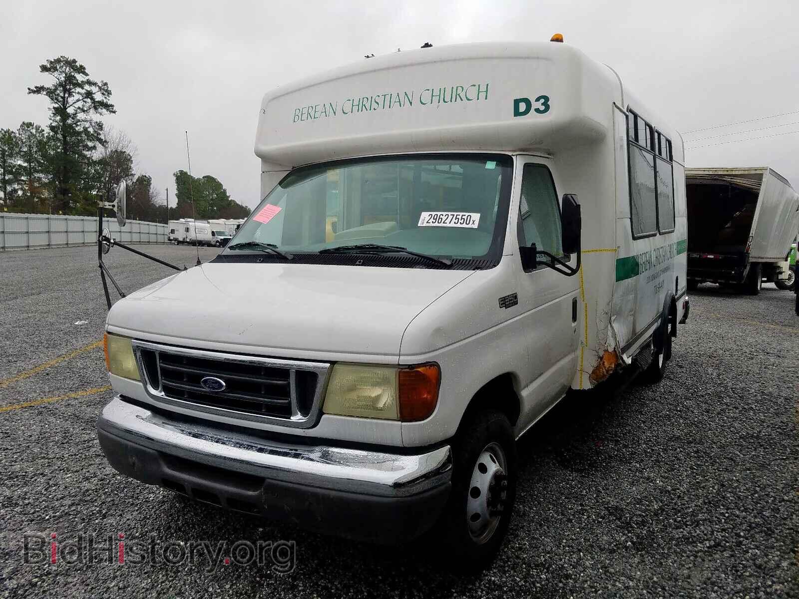 2004 FORD ECONOLINE - VIN: 1FDWE35L34HA57215 - Photo 2