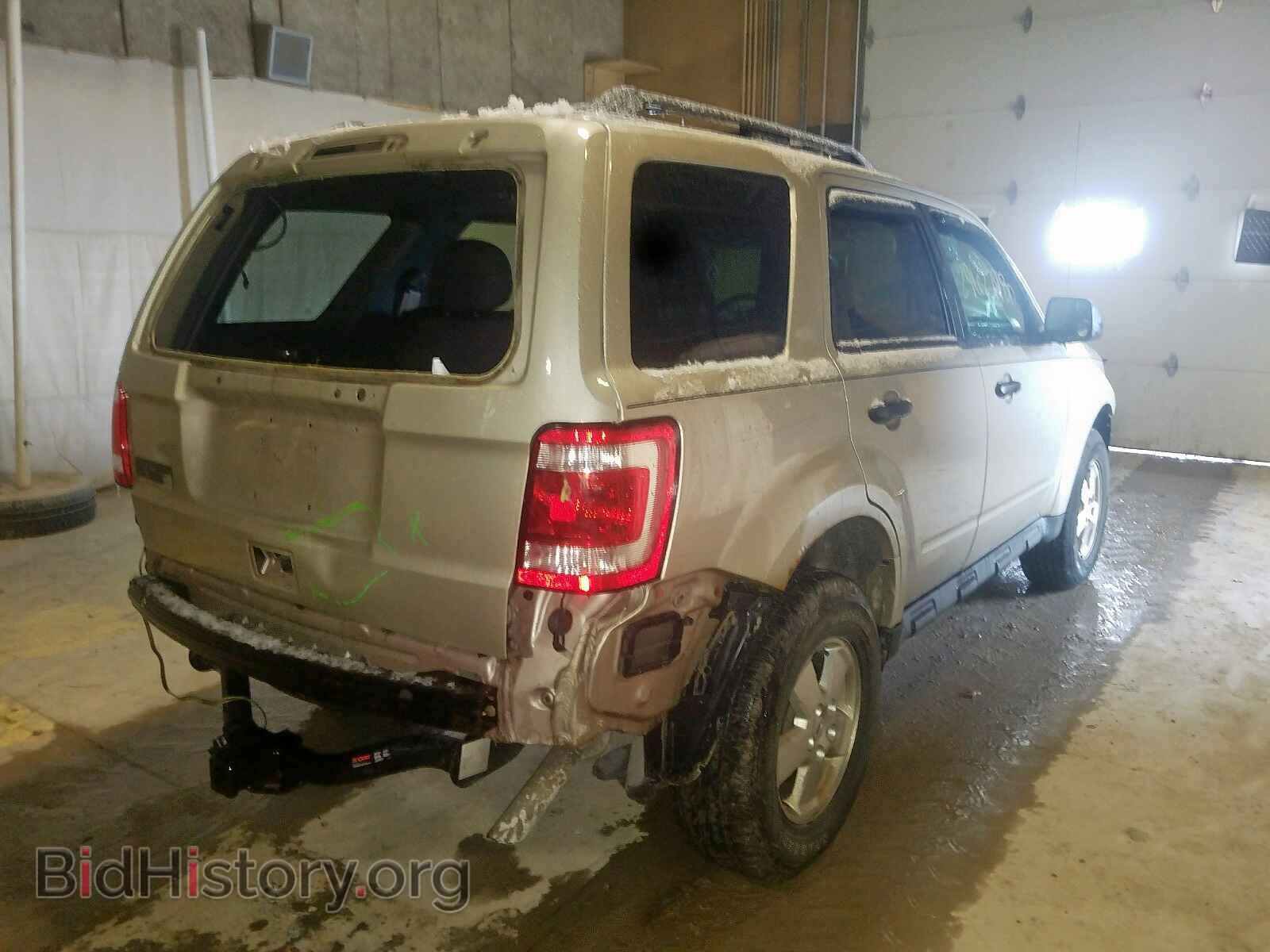 2011 FORD ESCAPE - VIN: 1FMCU0D74BKC09754 - Фото 4
