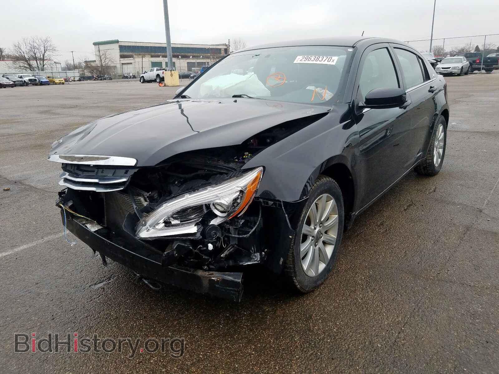 2013 CHRYSLER 200 - VIN: 1C3CCBBB6DN601523 - Фото 2