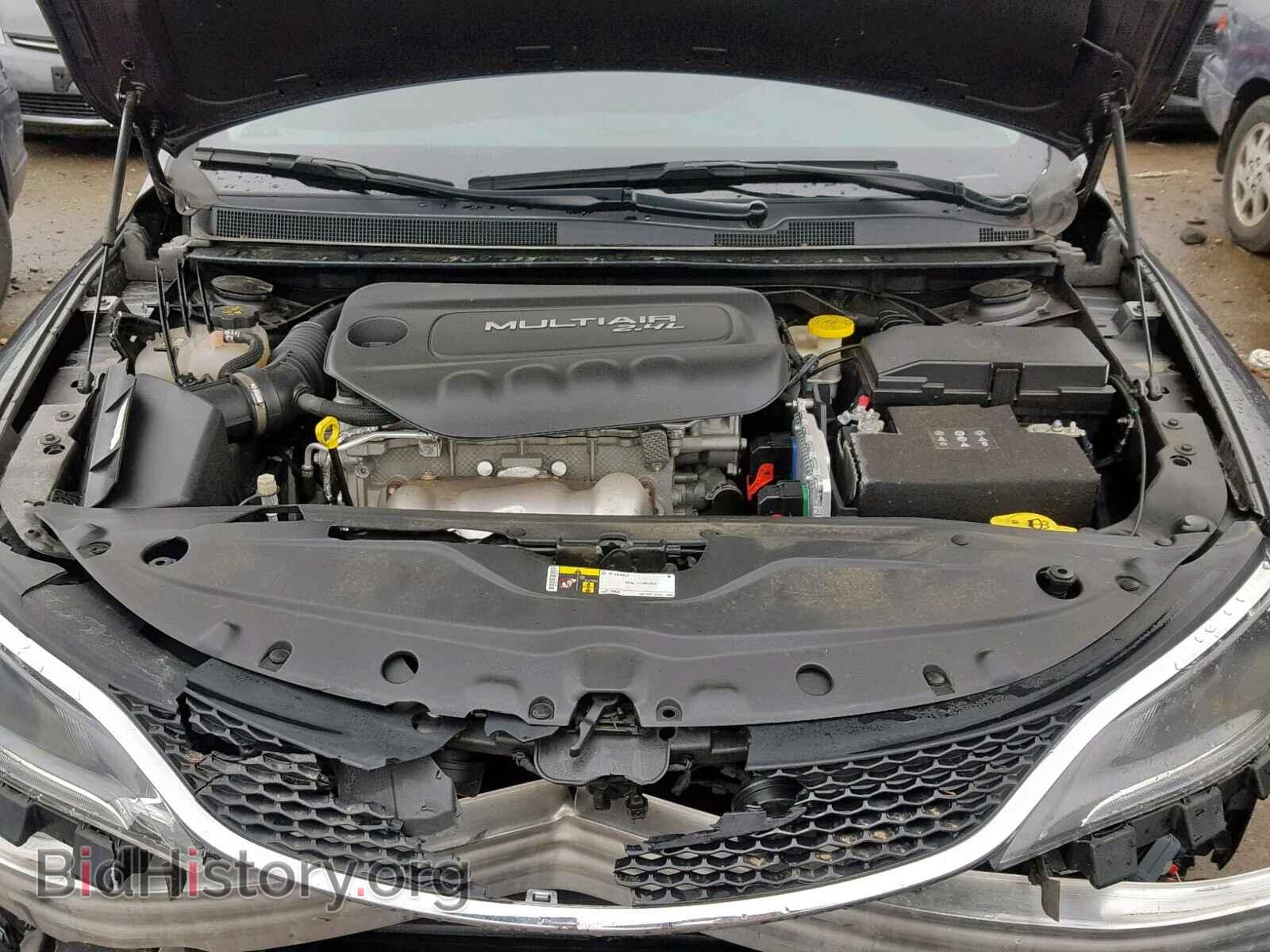 2016 CHRYSLER 200 - VIN: 1C3CCCAB9GN104803 - Photo 7