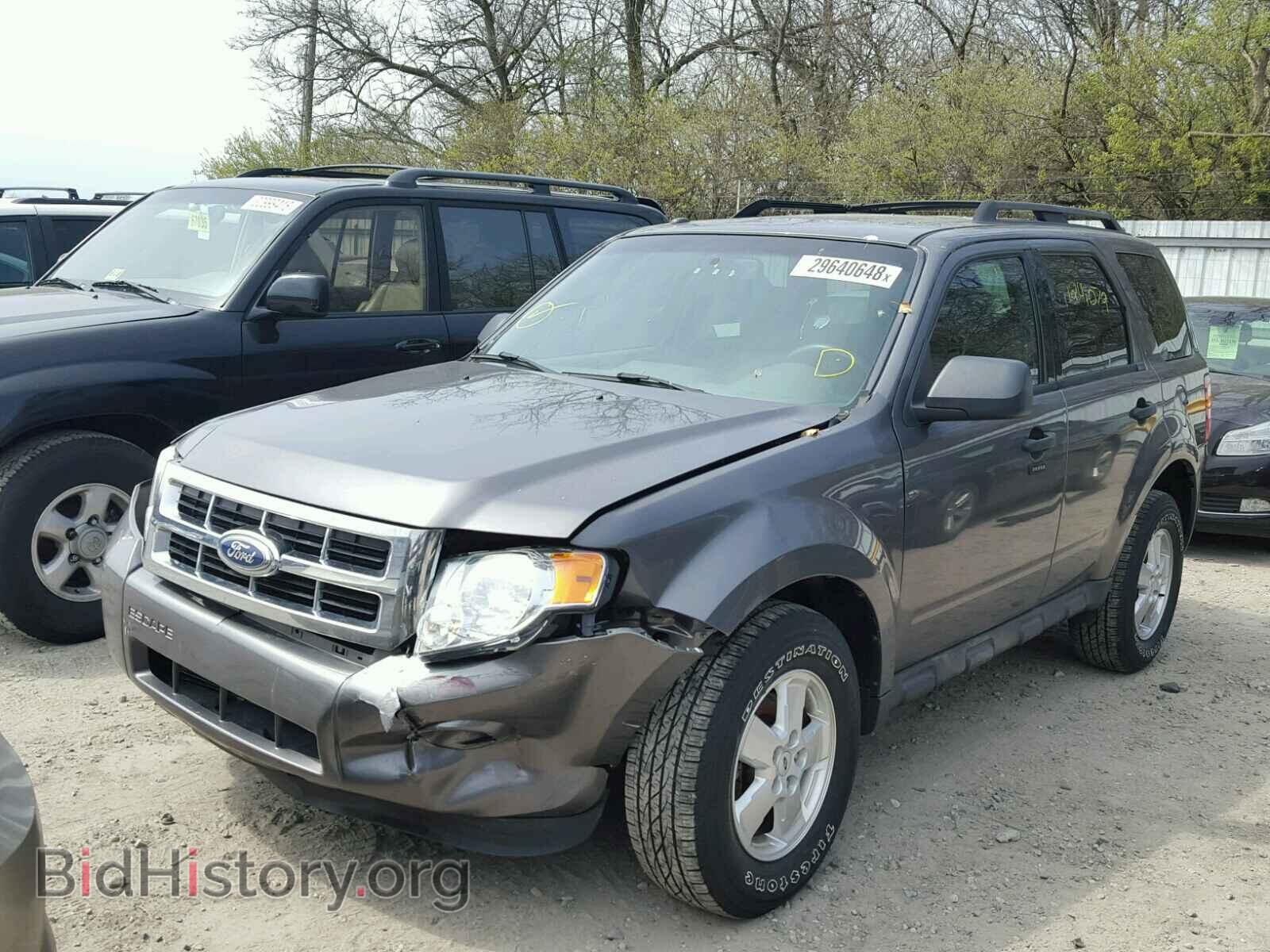 2011 FORD ESCAPE - VIN: 1FMCU9DG1BKA36215 - Фото 2