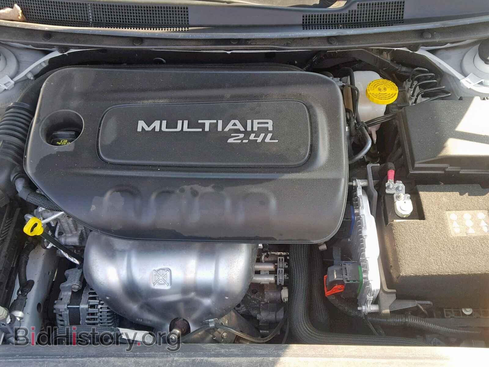 2016 CHRYSLER 200 - VIN: 1C3CCCAB6GN146765 - Photo 7
