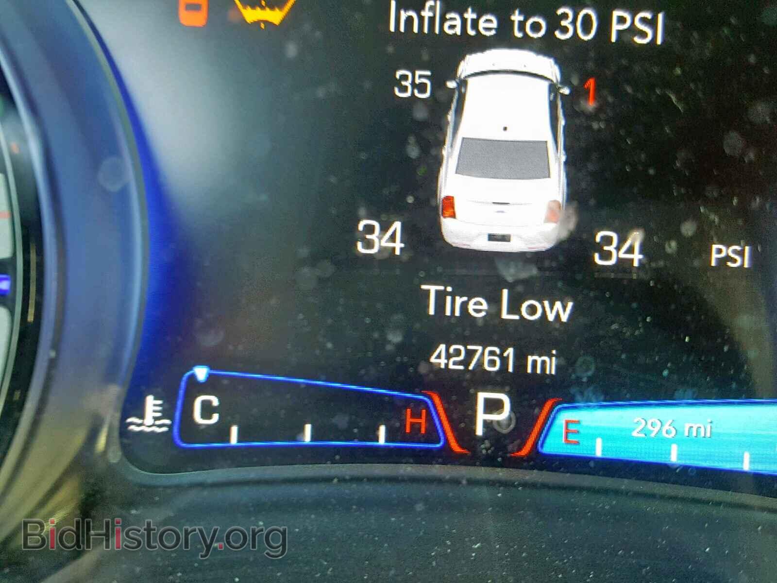 2017 CHRYSLER 300 - VIN: 2C3CCAGGXHH558091 - Фото 8
