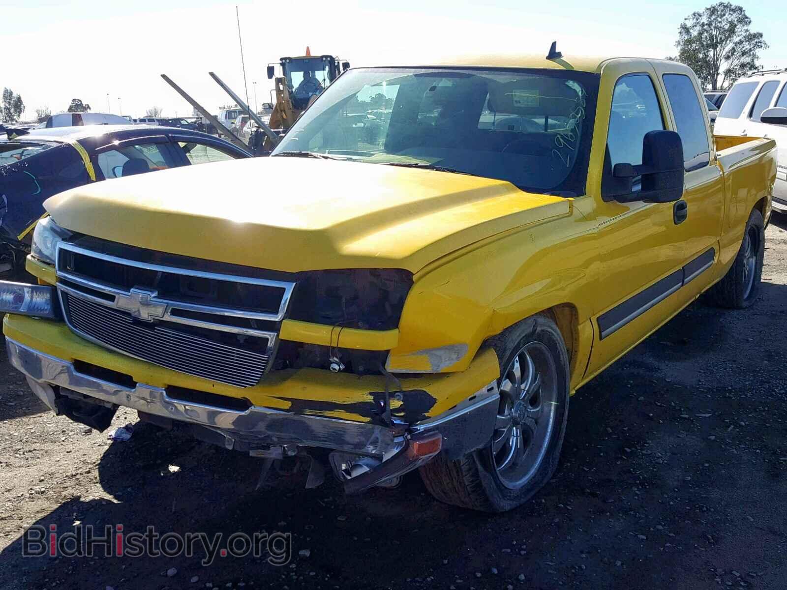 2006 CHEVROLET SILVERADO - VIN: 1GCEC19T36Z136062 - Photo 2