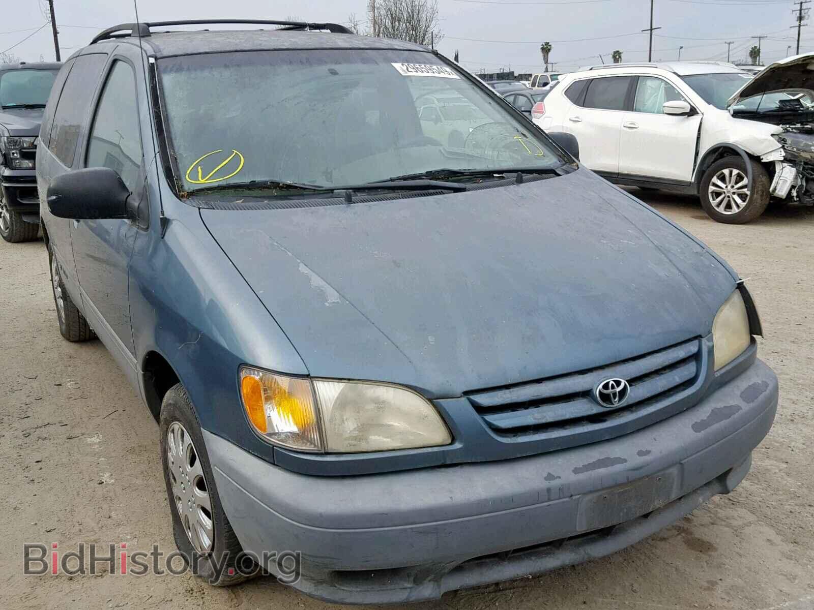 Фотография  - TOYOTA SIENNA CE 2002