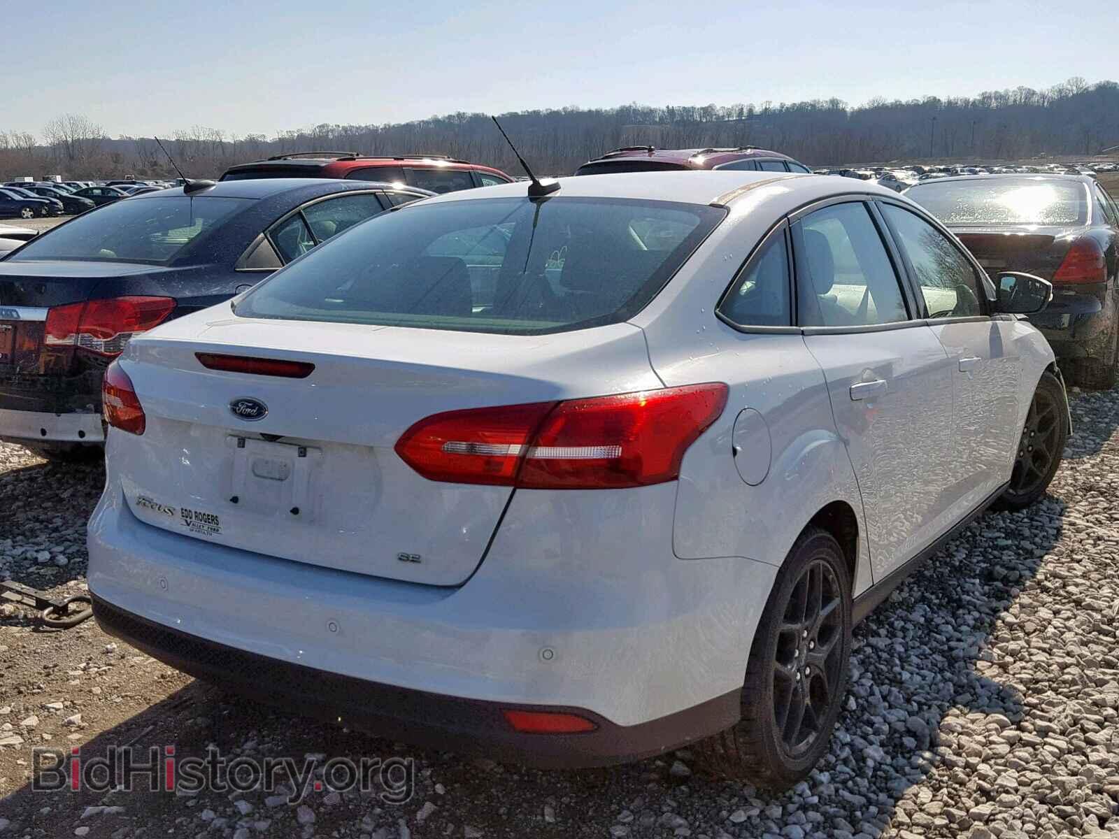 2016 FORD FOCUS SE - VIN: 1FADP3F20GL329934 - Фото 4