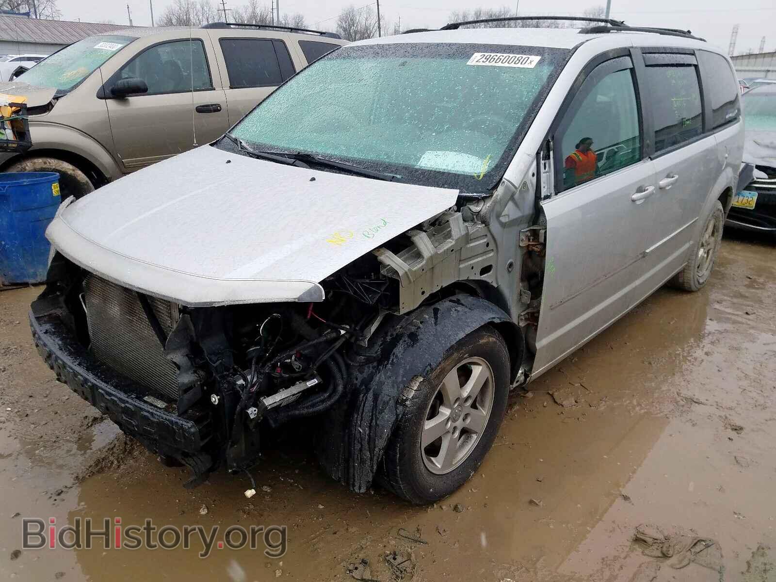 2010 DODGE CARAVAN - VIN: 2D4RN5D11AR459797 - Фото 2