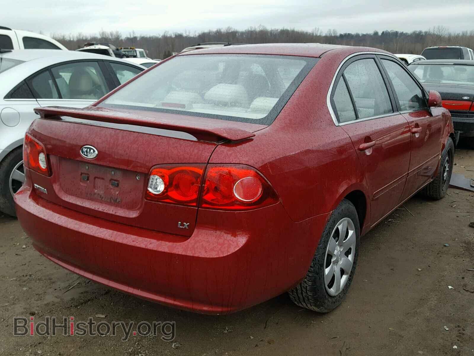 2008 KIA OPTIMA - VIN: KNAGE123685216962 - Фото 4