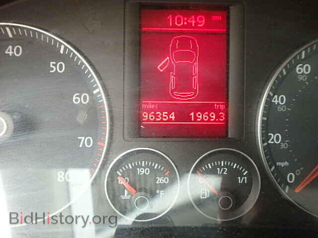 2008 VOLKSWAGEN RABBIT - VIN: WVWBB71K98W261213 - Фото 8