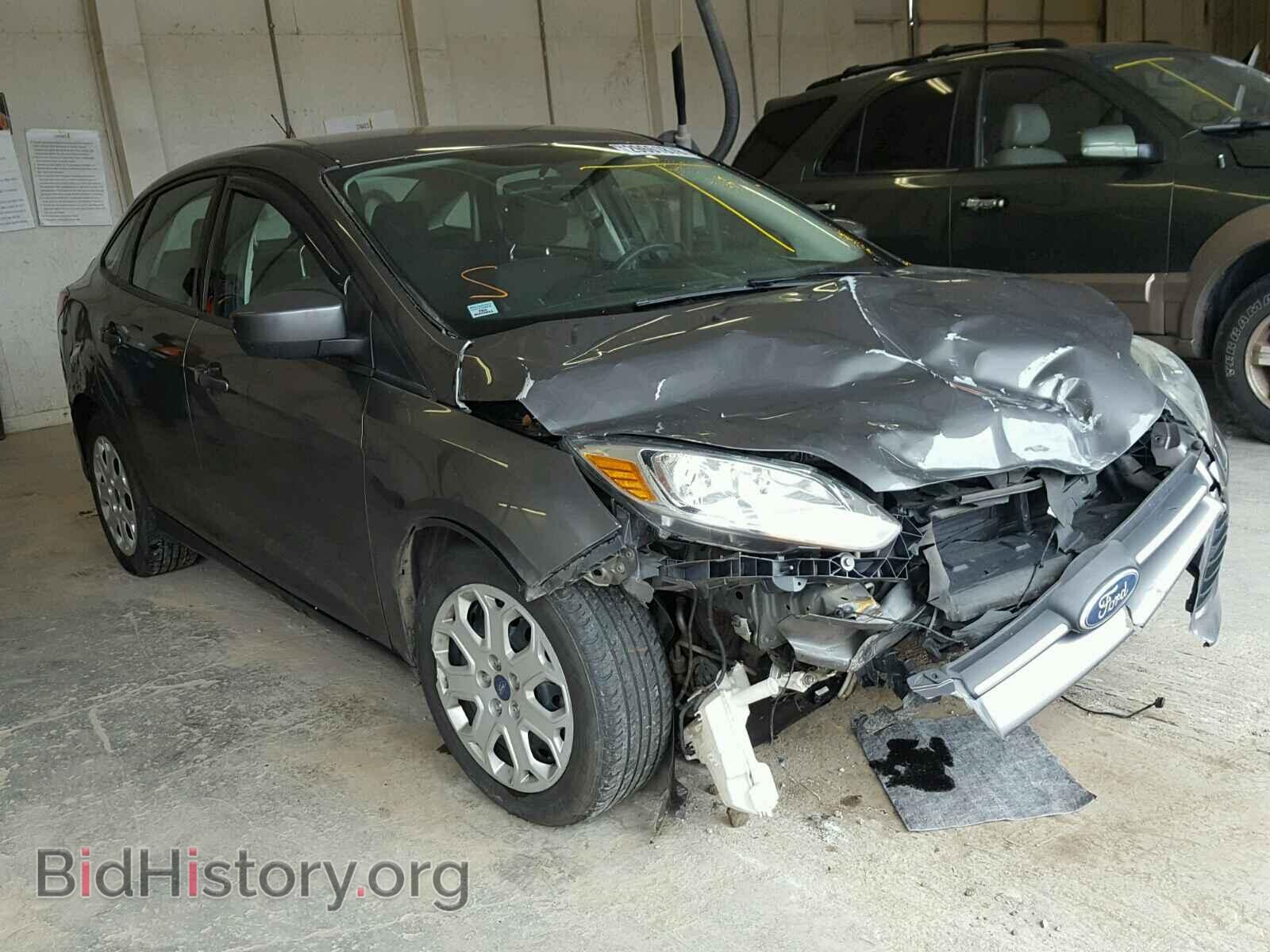 Photo 1FAHP3F2XCL318242 - FORD FOCUS 2012