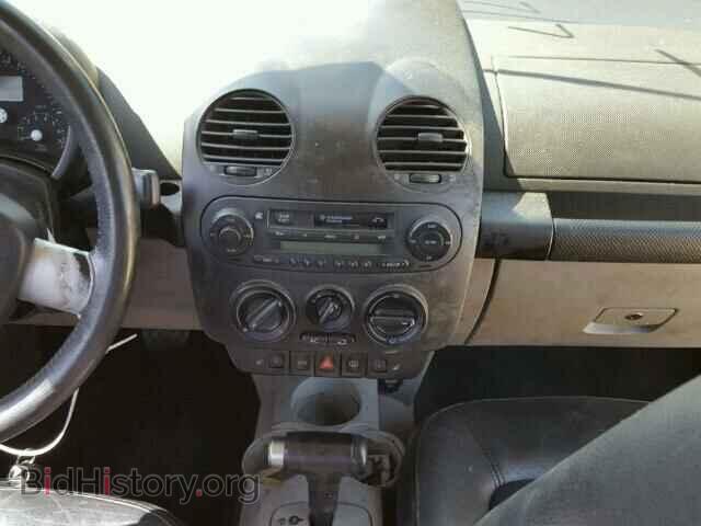 2000 VOLKSWAGEN BEETLE - VIN: 3VWCD21C8YM470613 - Фото 9