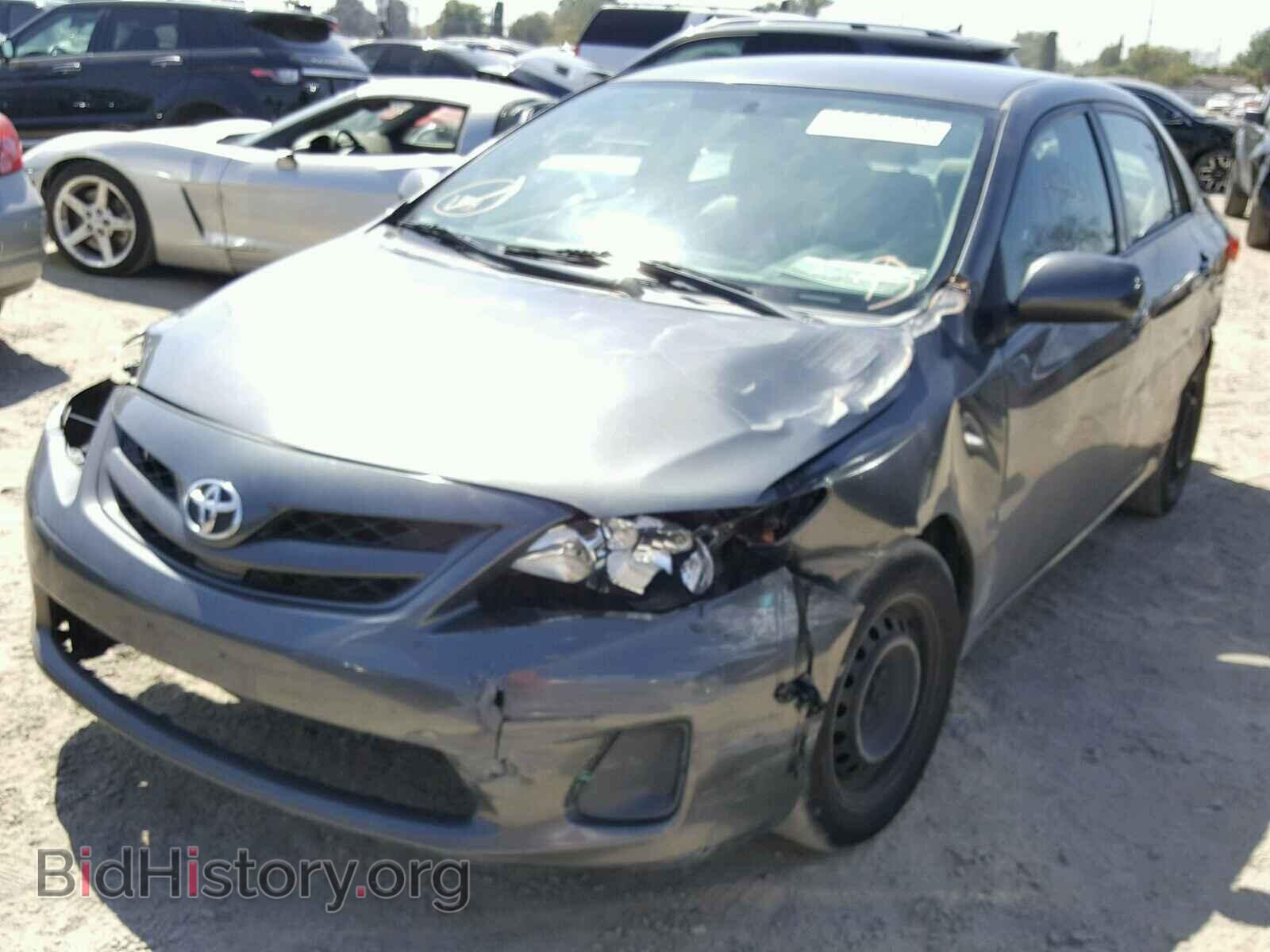 2011 TOYOTA COROLLA BA - VIN: 2T1BU4EE1BC586922 - Фото 2