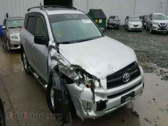 Фотография JTMBF4DV2CD045720 - TOYOTA RAV4 2012
