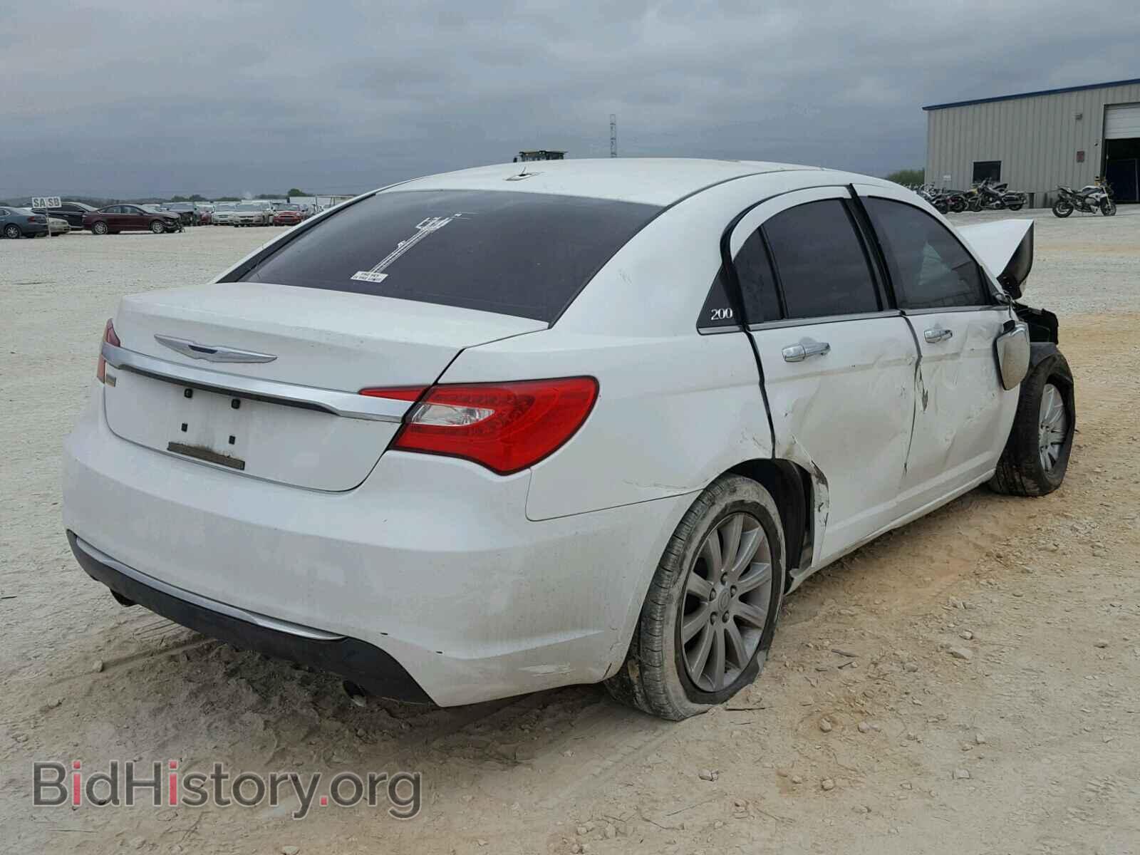 2013 CHRYSLER 200 - VIN: 1C3CCBCG9DN569371 - Фото 4