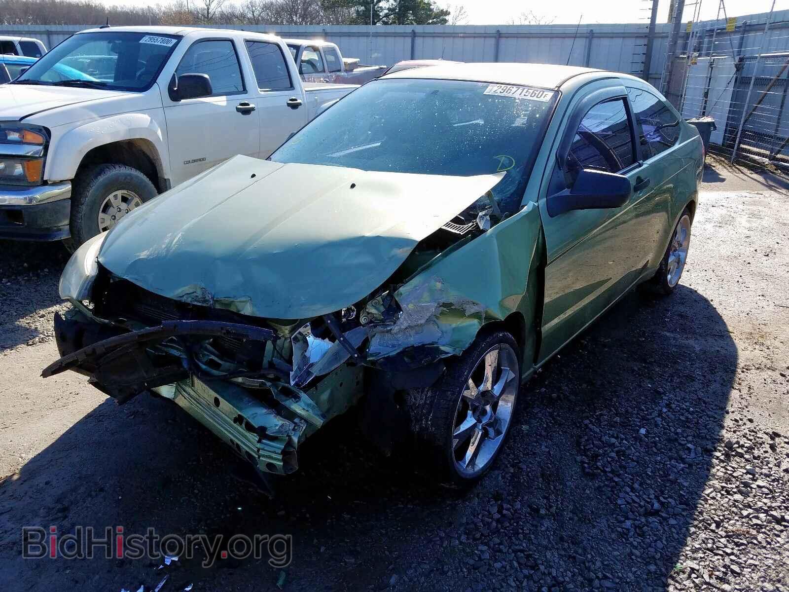 2008 FORD FOCUS - VIN: 1FAHP32N38W202256 - Photo 2