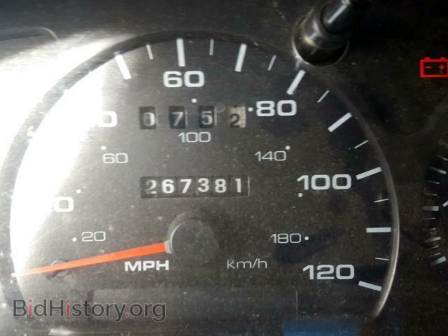 2001 FORD TAURUS - VIN: 1FAFP55U61A282452 - Фото 8