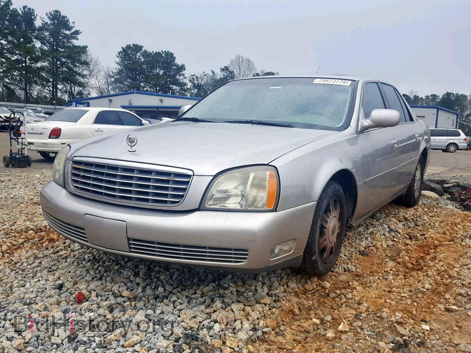 2004 CADILLAC DEVILLE - VIN: 1G6KD54Y24U185891 - Photo 2